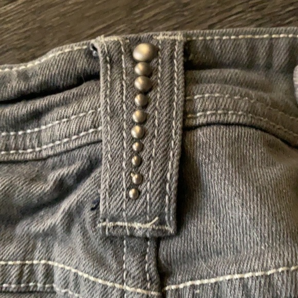 Size 3 shorts - Picture 4 of 4